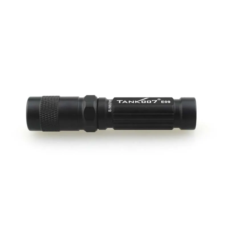 TANK007 E09 CREE XP-E R3 120LM 3-режимный светодиодный мини-фонарик Фонарь(1 х ААА