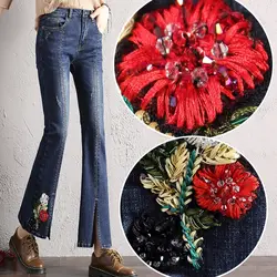 Винтаж цветок вышивка джинсы для женщин для повседневное бриллиантами джинсовые штаны женский 2019 демисезонный карманов расклешенные