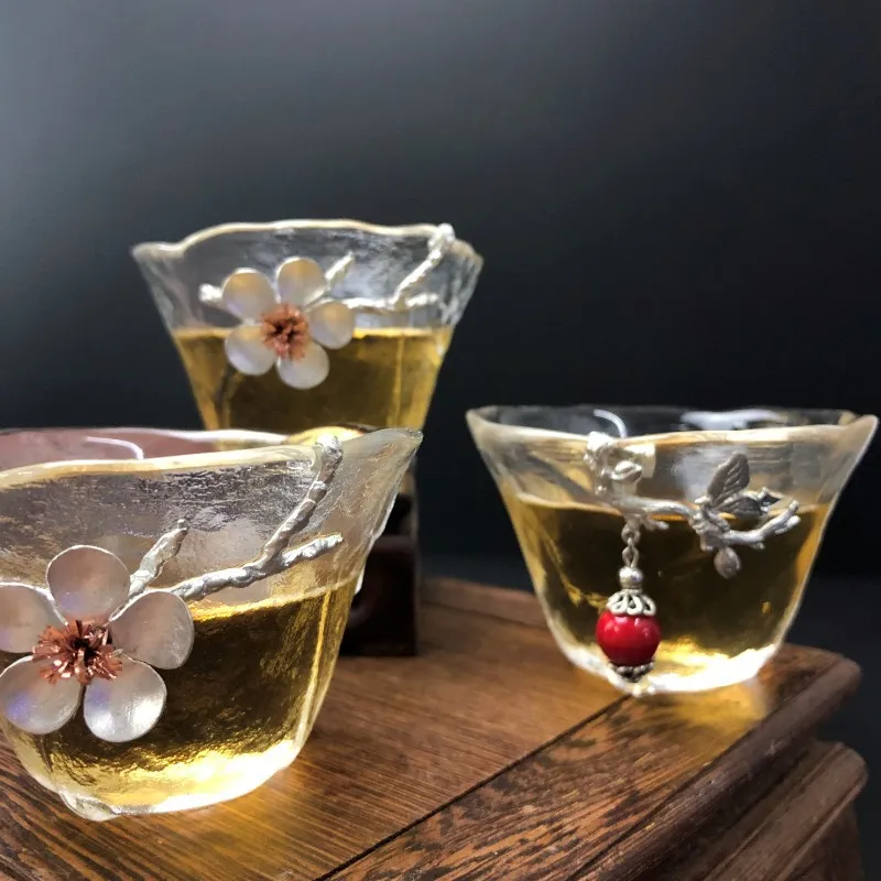 

Tin glass teacups and are of unsophisticated and vivid shapes and are good for home tea tasting.