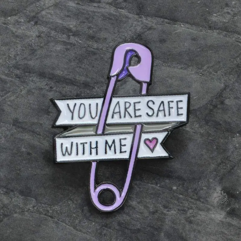 

You Are Safe With Me Safety Pin Brooches Creative Personality Purple Enamel Badges Lapel Pins Jackets Bags for Men Women Couple