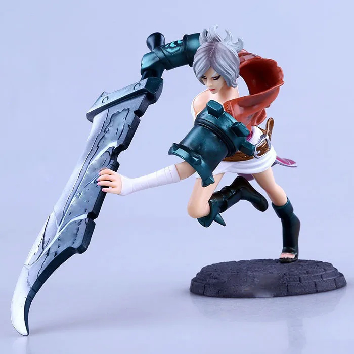 

Action Figure LOL Ruiwen Riven the Exile Raven Ruiwen 16cm PVC knight Kids Gift toys doll collection Model Anime