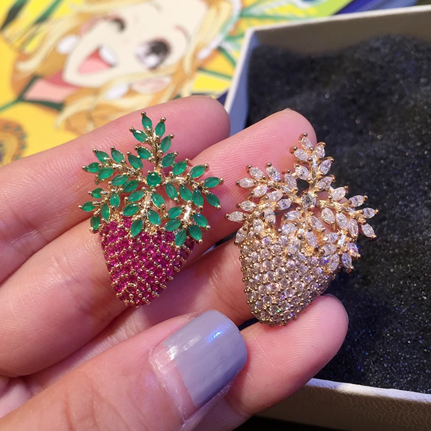 

Fashion Strawberry Fruit Stud Earrings for Women Micro Pave Crystal Zircon Gold Filled Earings Luxury Wedding Party Jewelry