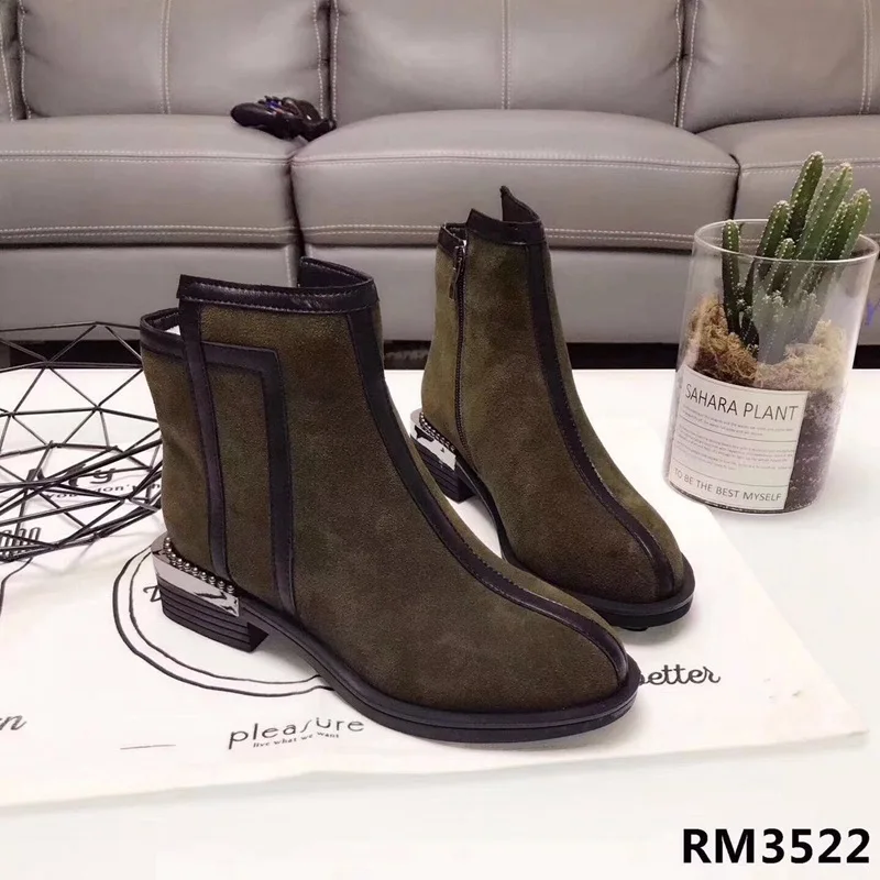 

Genuine leather plus velvet low boots autumn and winter new casual minimalist Martin boots scrub cowhide boots tide