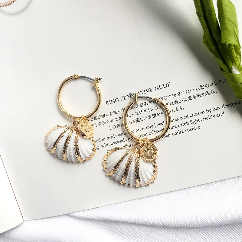 

Sea Shell Earrings For Women Conch Gold Color Cowrie Statement Coins Earrings 2019 Queen Summer Beach Jewelry