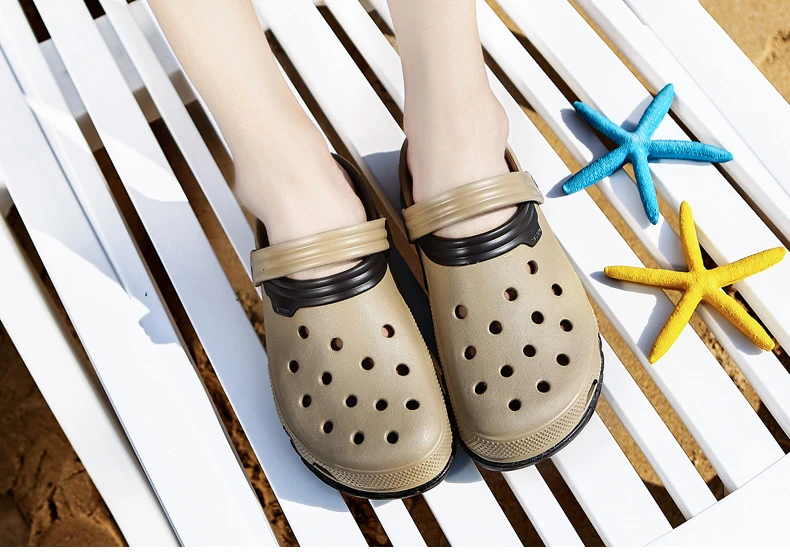 Brand Big Size 38-46 High Quality Croc Men Casual Aqua Clogs 2018 Male Band Sandals Summer Black Beach Swimming Shoes (9)