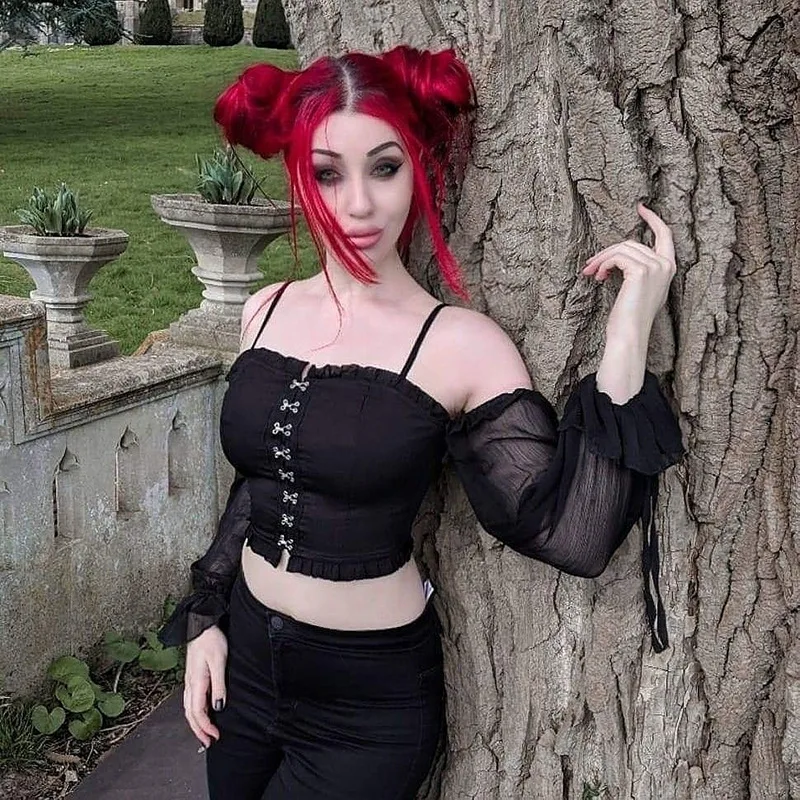 

Gothic Dark Fashion Sling Crop Top Women Stitching Trumpet Sleeves Tee Spaghetti Strap Top Sexy Tops Summer