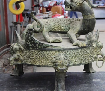 

Chinese Dynasty Palace Pure Bronze Copper Sculpture Dragon Beast Unicorn Statue