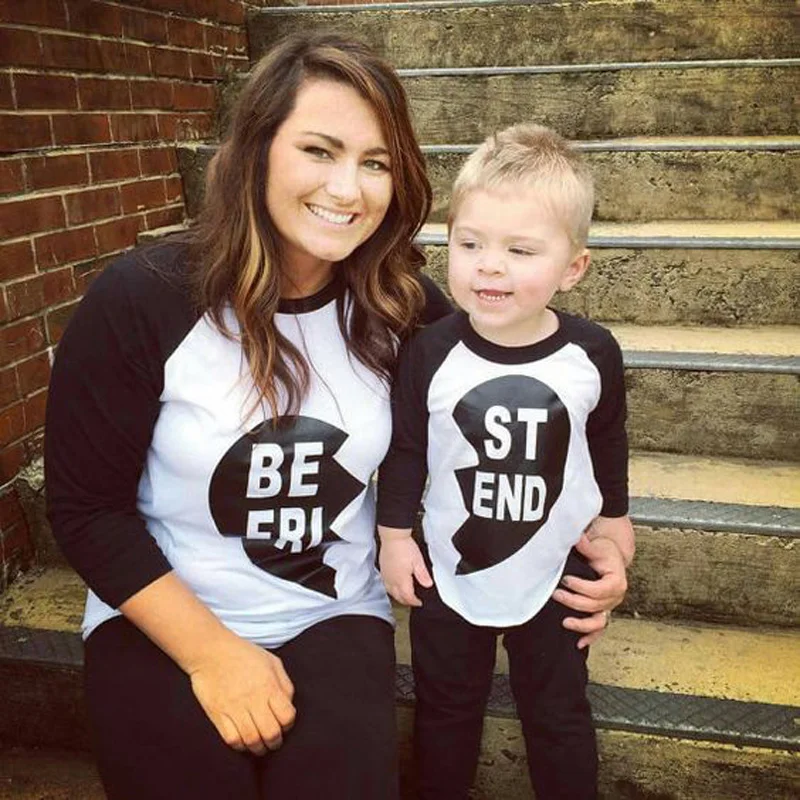 

2 Sets Cotton Long Sleeve Valentine LOVE Matching Mother Daughter Clothes Spring Autumn Family Look Kids Baby Tees Tops Outfits