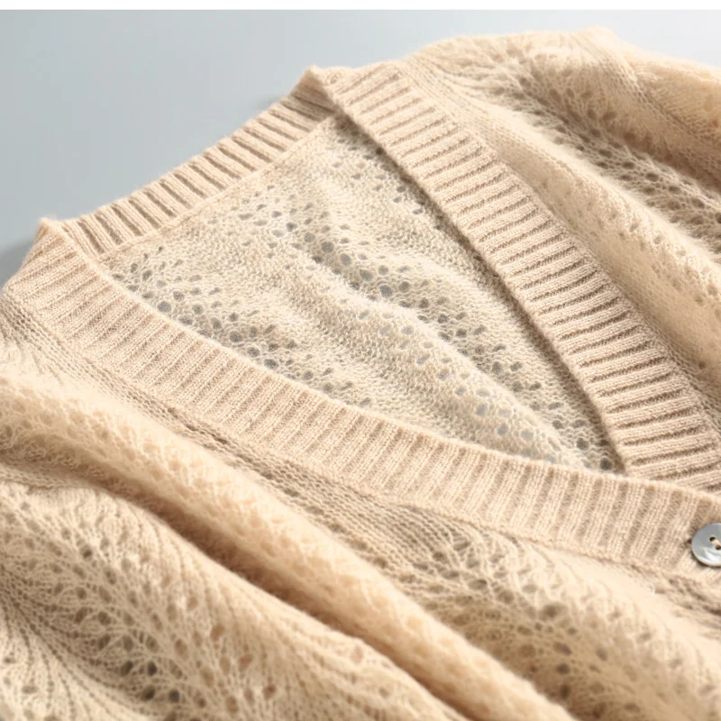 2018 new female cashmere cardigan coat loose short hollow sunscreen shirt sweater knitted wool winter air conditioning