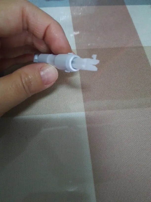 Sewing Machine Needle Threader Insertion Applicator Handle Thread