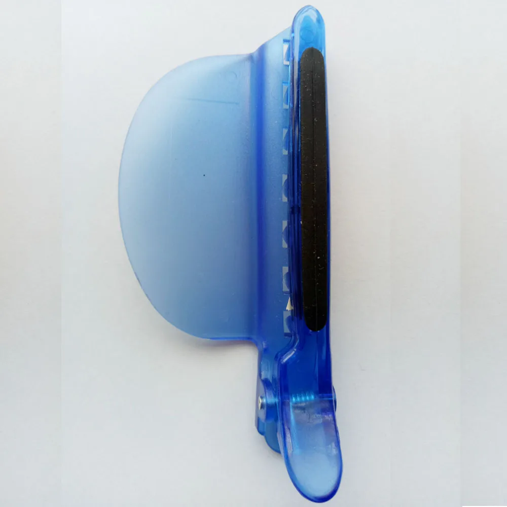 blue clip-1