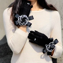 

2020 Brand Gloves Winter Women Gloves Cashmere Mittens Female Big Flower Warm Wool Gloves Women Driving Gloves