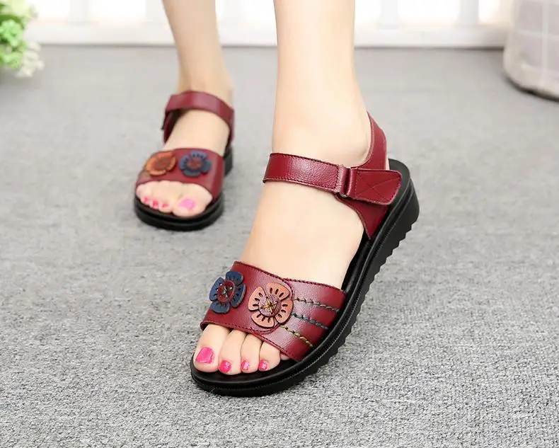 

Mother's Sandals Women's Summer Flat Genuien Leather Soft Low Heel Sandals Flowers Beach Shoes Slip On