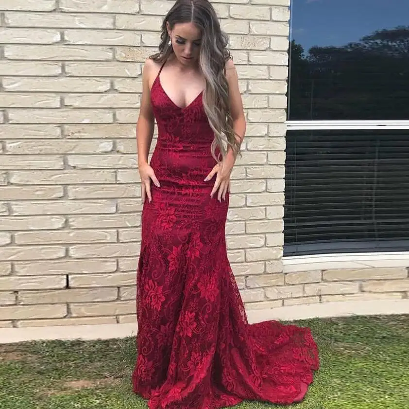 

2019 Burgundy Halter Lace Evening Dresses Sleeveless Floor Length Mermaid Prom Gowns Robe De Soiree Open Back