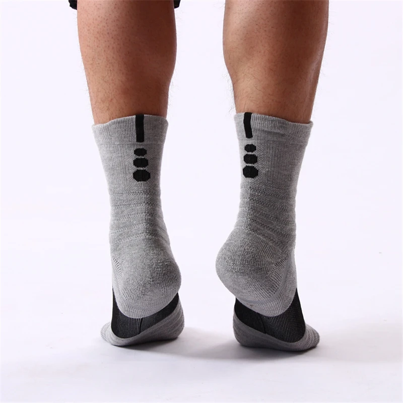 Для спортивных игр на открытом воздухе баскетбола беговые носки для фитнеса дышащие противоскользящие быстросохнущие утолщенные эргономичный дизайн спортивная одежда