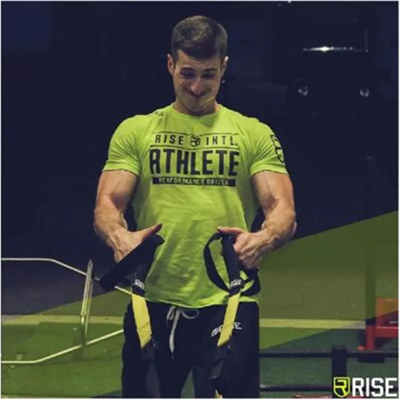 الرجال الصيف الجمنازيوم لياقة ماركة t-shirt crossfit الاجسام ضئيلة القمصان المطبوعة س الرقبة قصيرة الأكمام القطن تي قمم الملابس