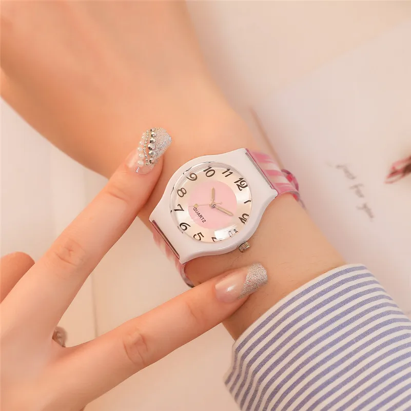2018 New Arrival watch women Student Fashion Silicone Band Analog Quartz Round Wrist Watch Watches clock relogio feminino M21 (7)