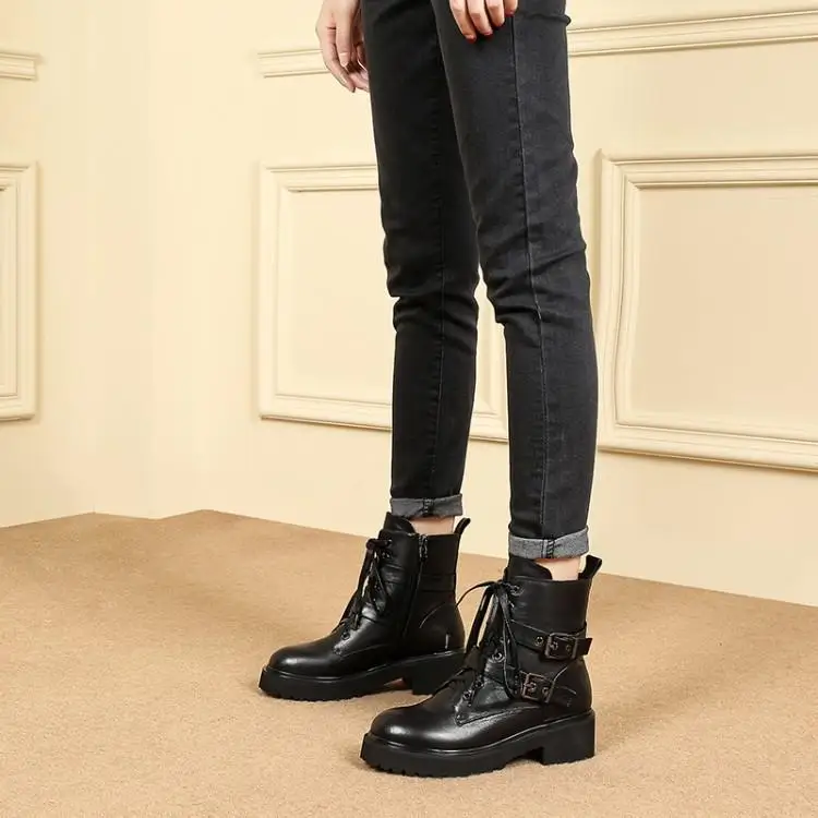 D'hiver Chunky Rond Noir Femmes Attaché Cuir 2018 Véritable Cheville As Chaussures Show Pour Talon Bout Bottes En Croix Deux Boucle 7zxg4w4