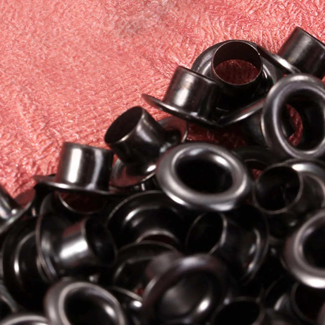 Great Useful 200pcs/lot Metal Eyelets Grommets 3mm for Leather Craft
