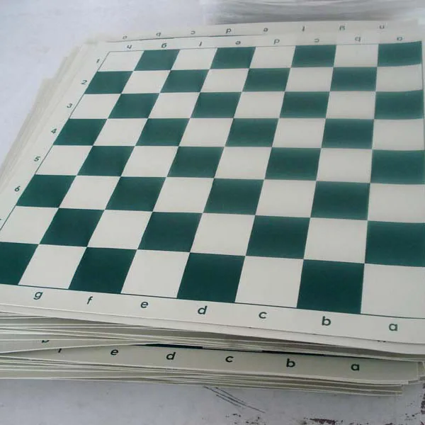 

35cm Vinyl Tournament Chess Board for Children's Educational Games Random Color Magnetic Board for Chess P15
