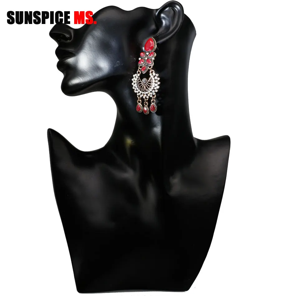 VINTAGE indian ethnic wedding resin earrings  (1)