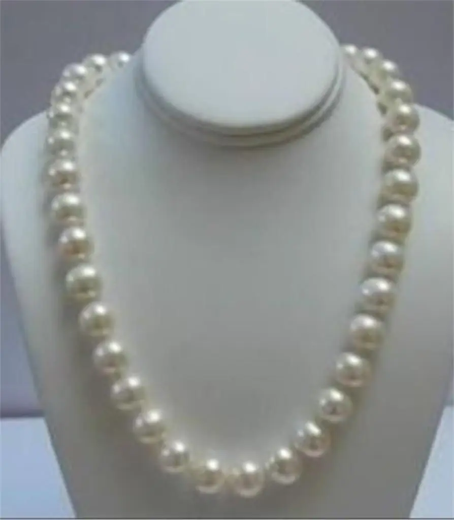 

Free shipping >>>>>>Beautiful! 9-10MM White Akoya Pearl Necklace 17