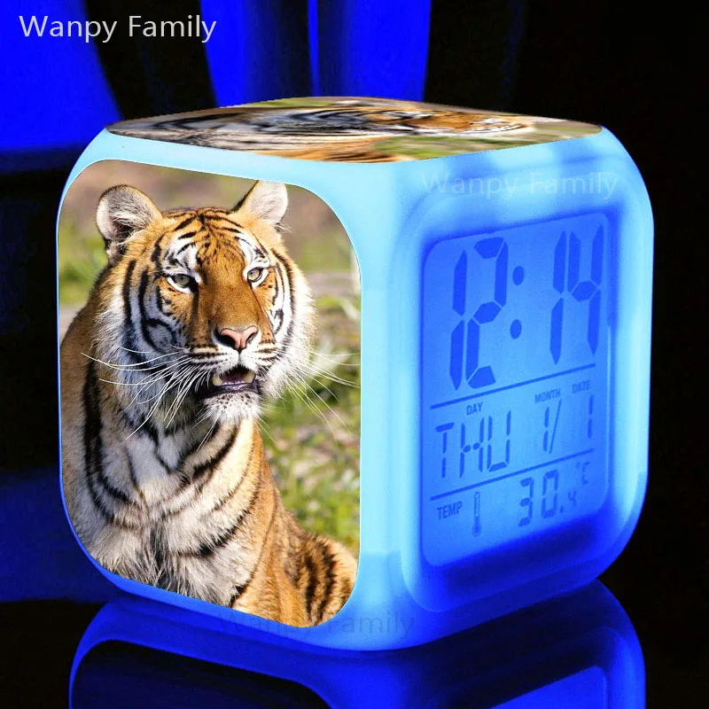 Snowfield Сибирский тигр будильник для детской комнаты прикроватный Рабочий стол Изменение цвета цифровой будильник