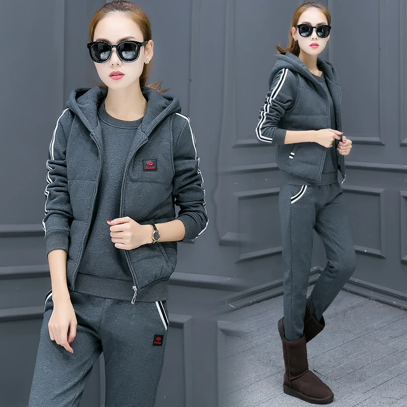 

Autumn and winter 2019 New Fashion women suit warm women's tracksuits casual sets with a hood fleece sweatshirt three pieces set