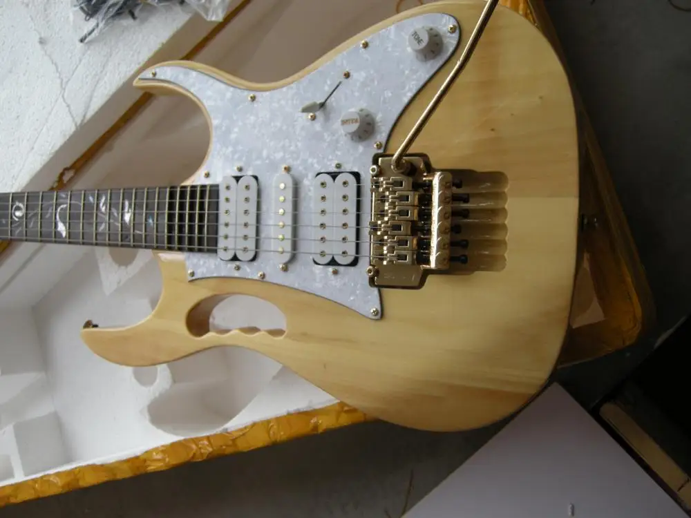 

Free shipping High Quality New Arrival Natural wood color tree of life inlays 21 to 24 frets scalloped electric Guitar 912