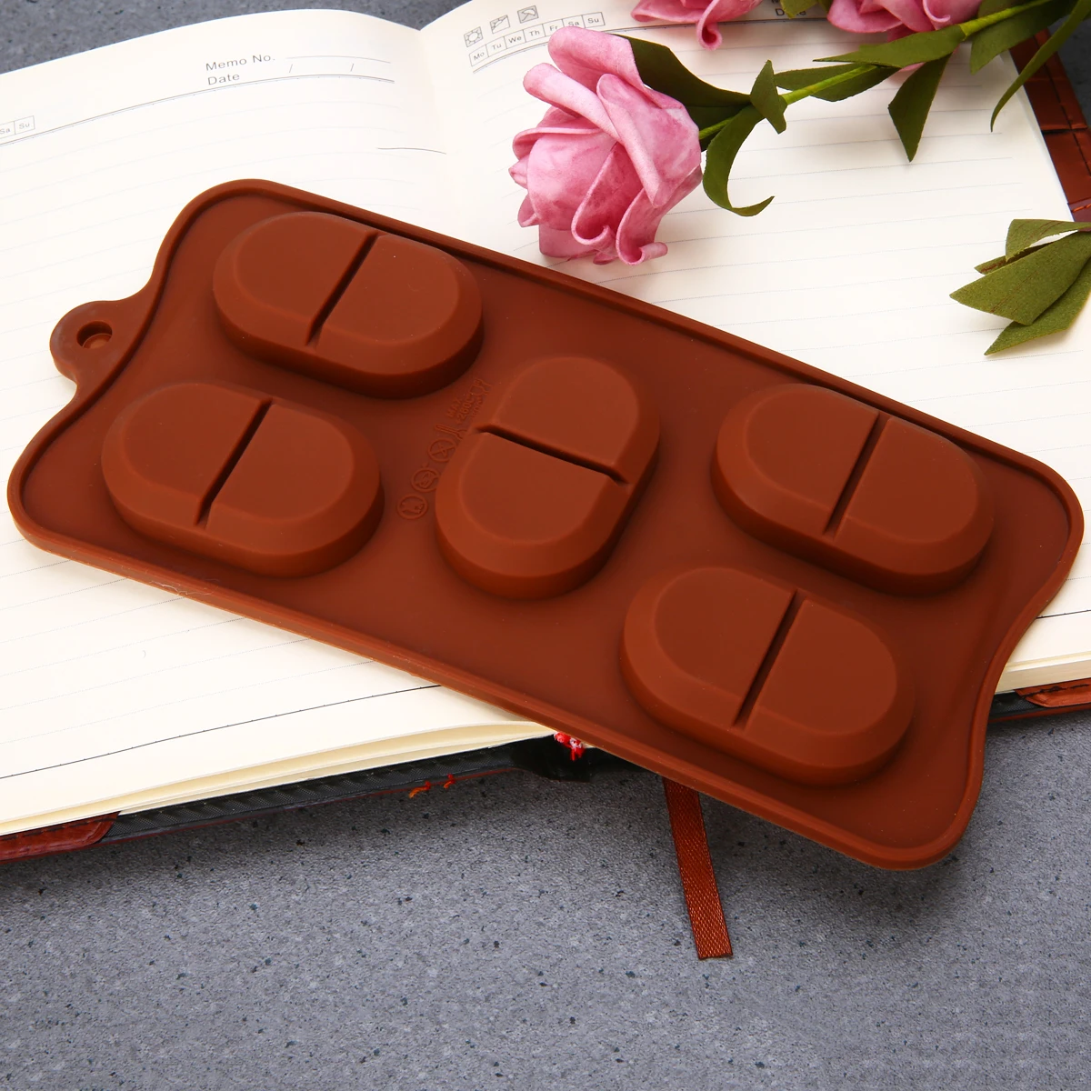 1pc Pill Shaped Silicone Mold Cute Fondant Jelly Mould Cake Decorating Tool Kitchen Baking Tools