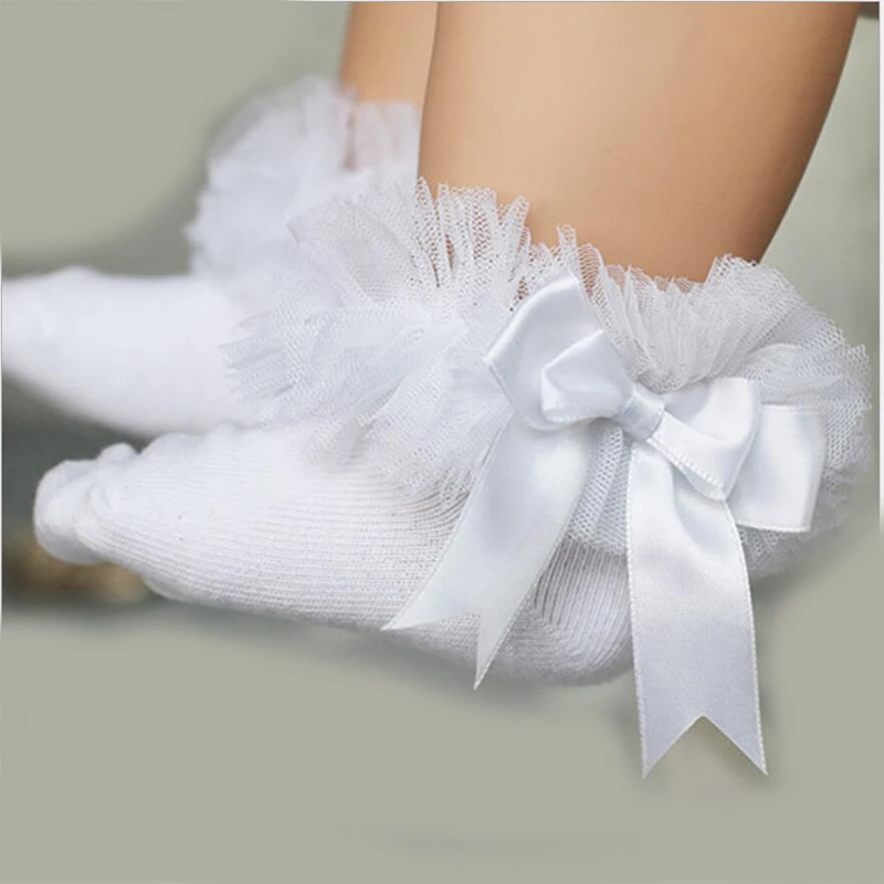 Весенне-летние детские носки принцессы для девочек Популярные носки с бантом для новорожденных девочек кружевные Гольфы с рюшами Черного, белого, розового цвета