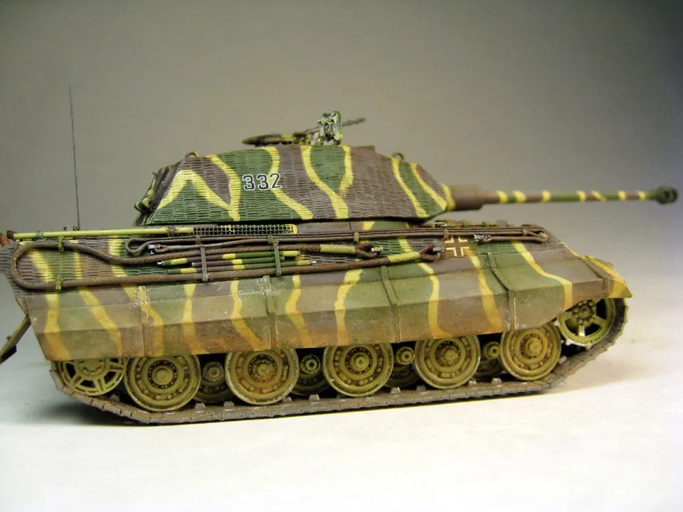 DRAGON 6302 1/35 Scale Sd. Kfz.182 KingTiger Pors che Turret w/zimruit