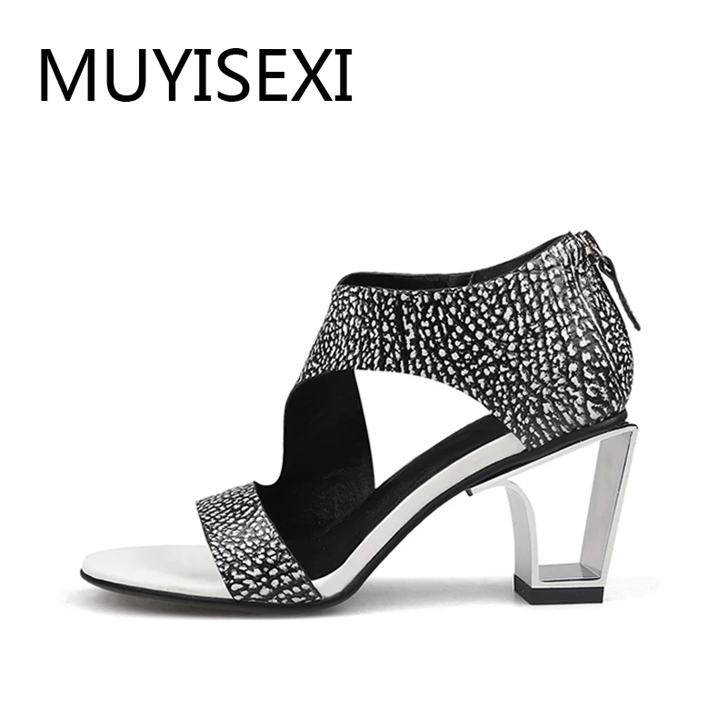 

Silver Sandals Women Summer 7 cm Hollow Out Metal High Heels Genuine leather Women Sandals Black L040 MUYISEXI
