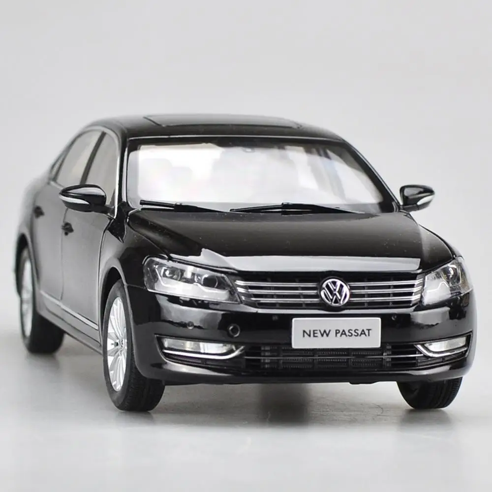 1/18 Масштаб Volkswagen VW Passat 2011 черный литой под давлением модель автомобиля коллекция игрушек подарок