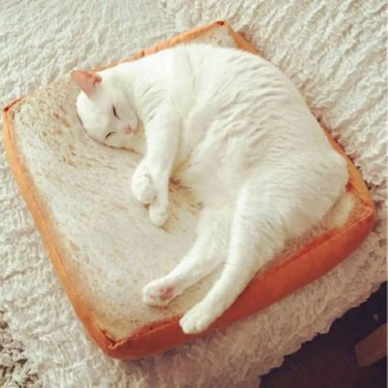 

Hot 40*40CM Creative Toasted Bread Pillow Plush Toys Soft White Bread Cushion Kids Birthday Gift Home Bakery Shop Decoration