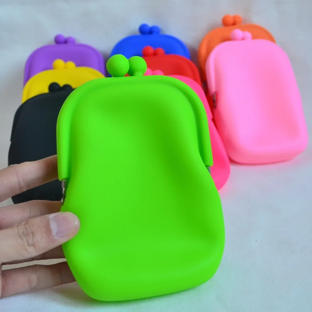 15x10cm larger size Multifunctional silicone wallet can put mobile