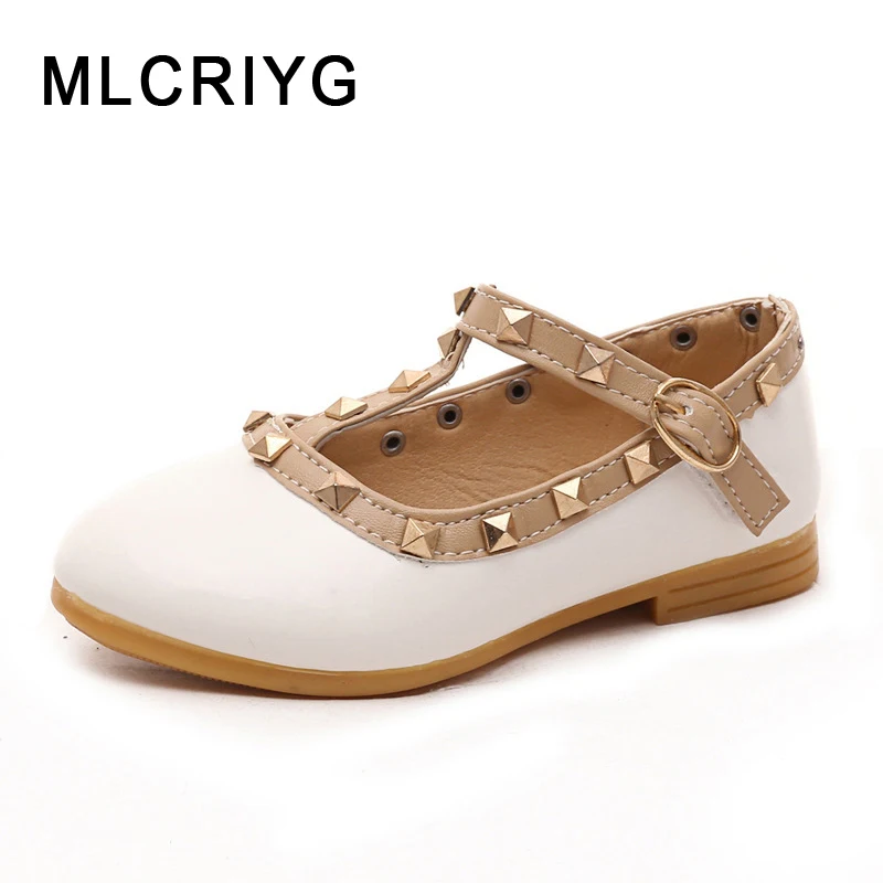

New Spring Baby Girls Rivet Black Shoes Children Fashion Flats Kids Pu Leather Stud Shoes Toddler Sweet Brand Shoes Mary Jane
