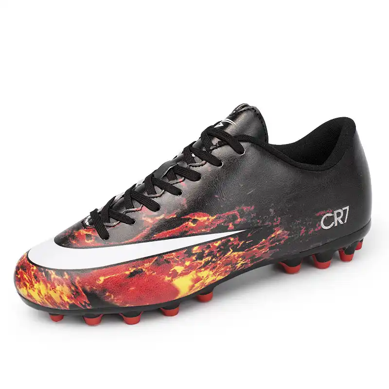 spike soccer shoes