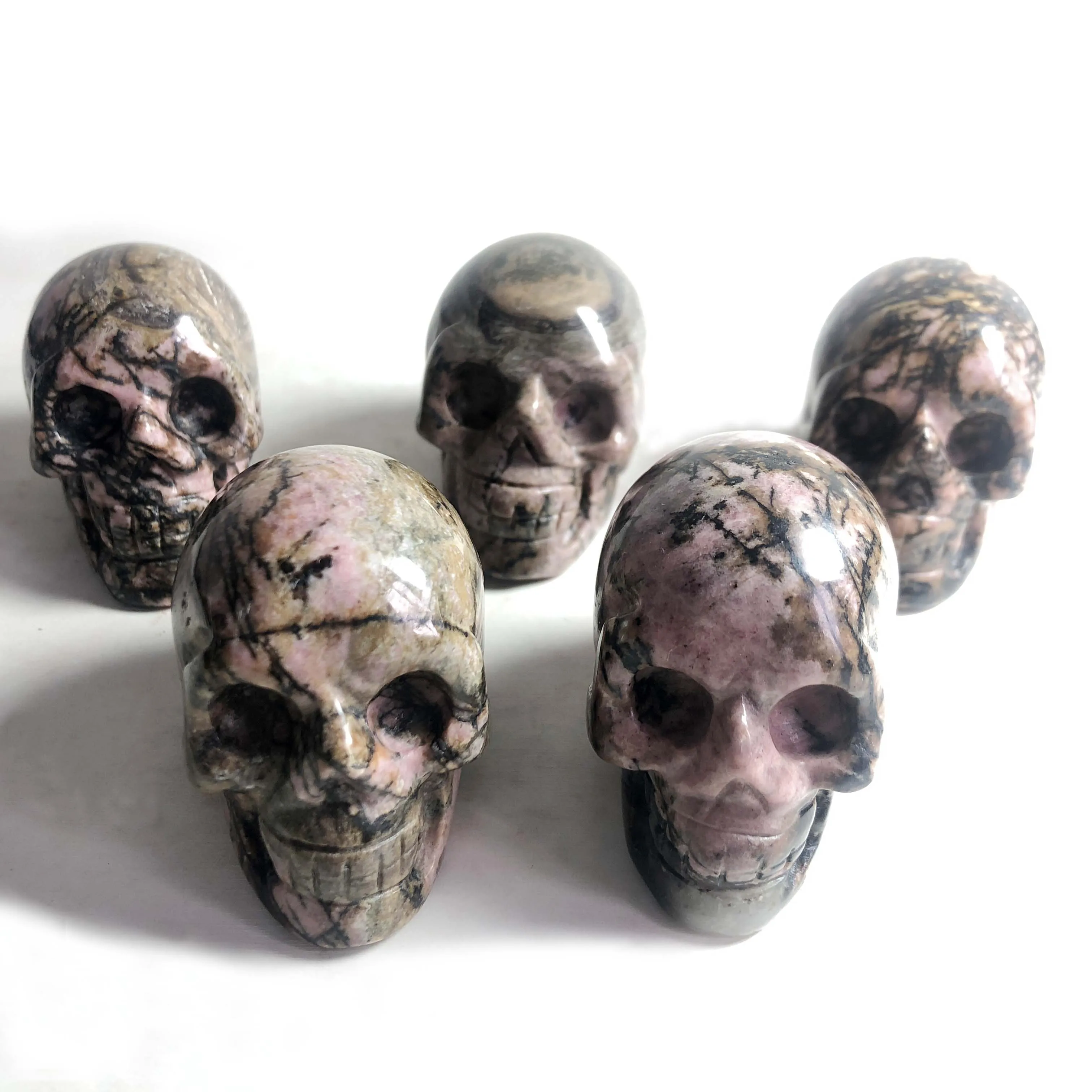 

Free Shipping! Natural Rhodonite Carved Skull Handmade Small Crystal Skull Healing Gemstones For Gifts Or Home Decoration XKF