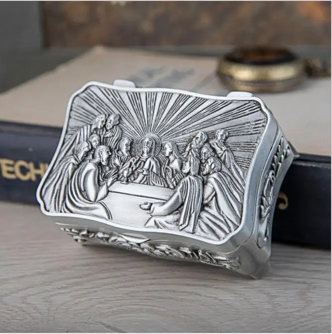 

European retro small size metal jewelry box storage box tin box for makeup organizer metal box for girl's gift Z159