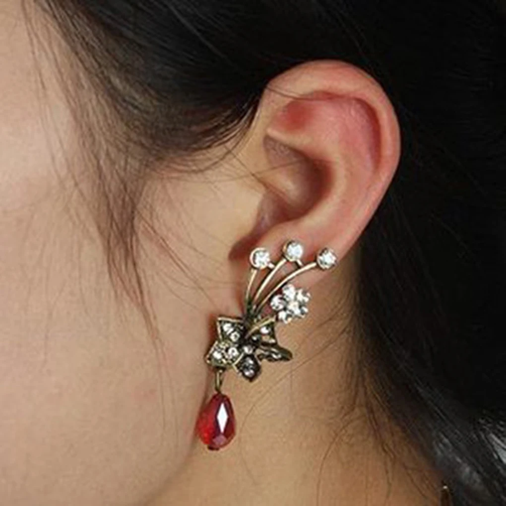 

Women Crystal Rhinestone Stud Earrings Flower Style Ear Cuff Clip Non-piercing Earrings