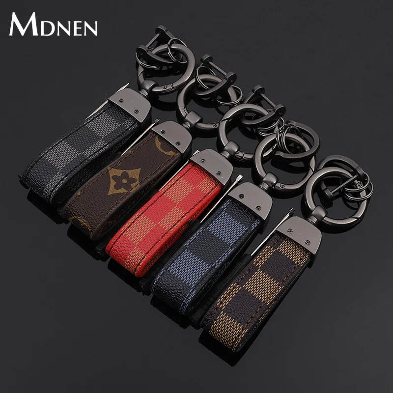 

MDNEN Red Blue Square Pattern Leather Metal Keychain Old Flower Auto Waist Key Chain Car Keyfob Rings Keyholder Car Key