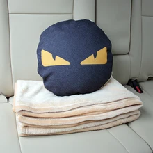 Car air conditioning is covered with duplex quilts, cartoon flannel car car, pillow is covered with car pillow