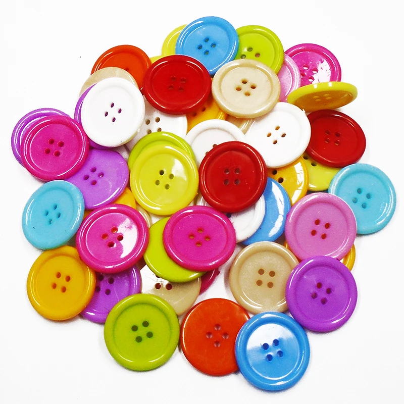 деревянные пуговицы горчичного цвета. вт806 пуговица 15 мм (золото). пуговицы на одежде. пуговица большая пластиковая. пластмассовые пуговицы.