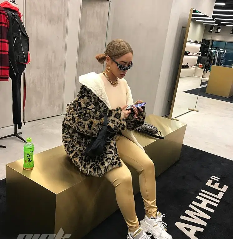 QQ20181215204944