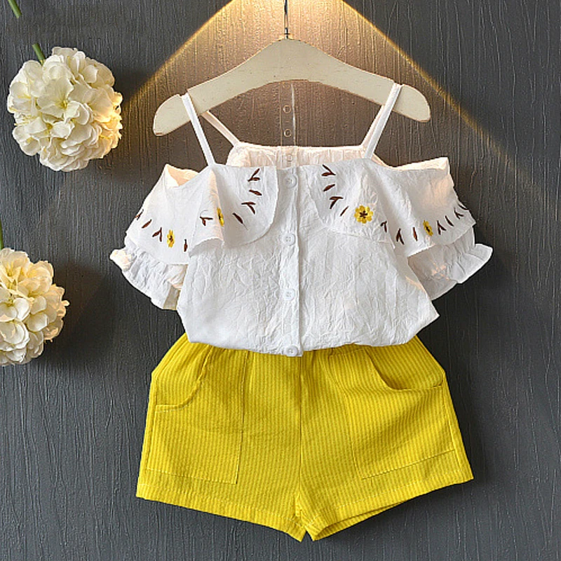 

Girls Set New Summer Girl Clothing Suit Embroidery Off-the-shoulder Children's Clothes Set Floral Top + Short 3-7Y 40