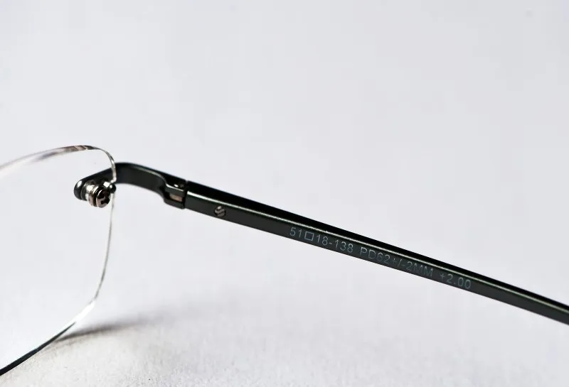 4 шт., набор, легкие, без оправы, алюминиевые очки для чтения, очки для мужчин и женщин, цветные очки из бронзы de grau 6144