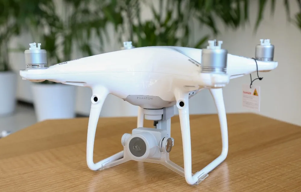 In Stock Freeshipping DJI Phantom 4 Drone /phantom 4 Pro Combo 4K Video 1080p Camera Rc Helicopter