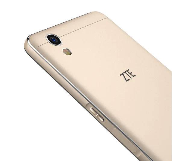 zte V7 MAX Восьмиядерный процессор 1,8G 3 ГБ/4 ГБ ОЗУ 32 Гб ПЗУ 5," 1920*1080 пикселей 4G-LTE две sim-карты 16 МП Play Store OTA