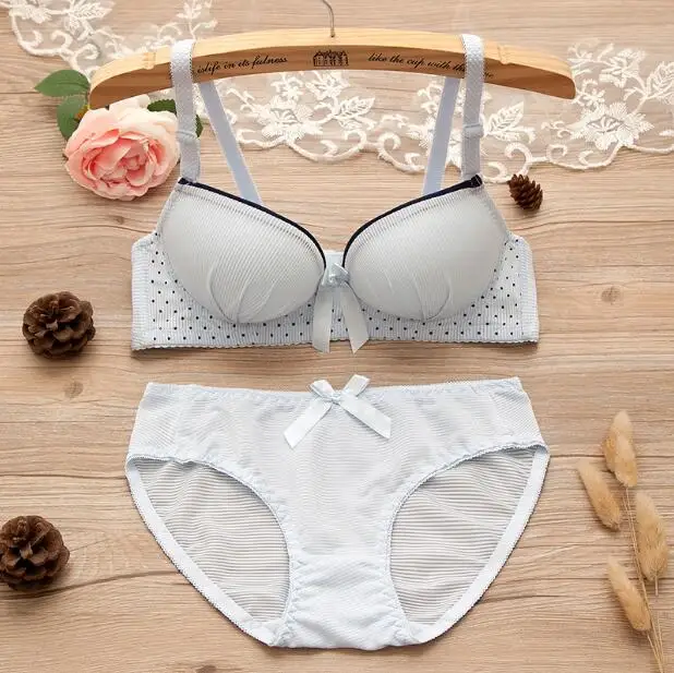 Girl Underwear Bra and panty set for Teen Kids Wire Free Dot Bra Young
